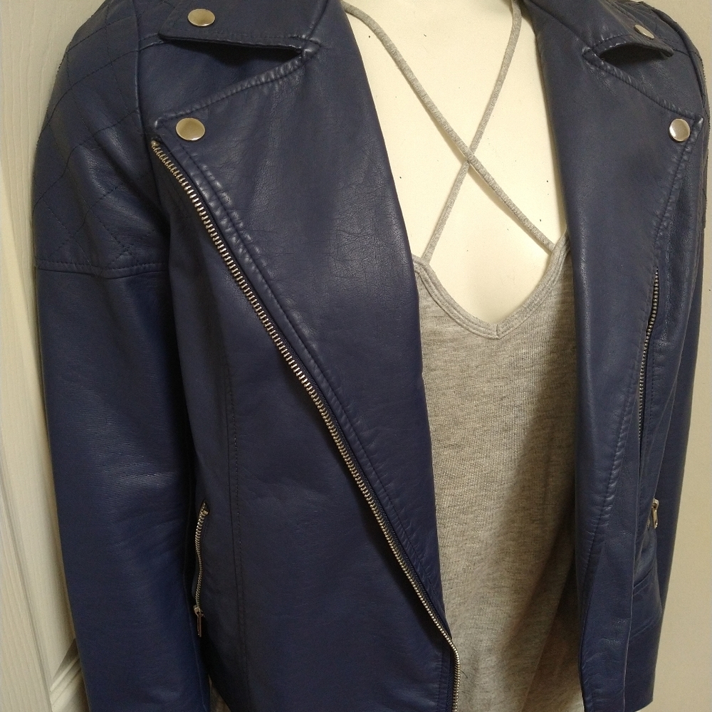 Jacket - Picture 3 of 5